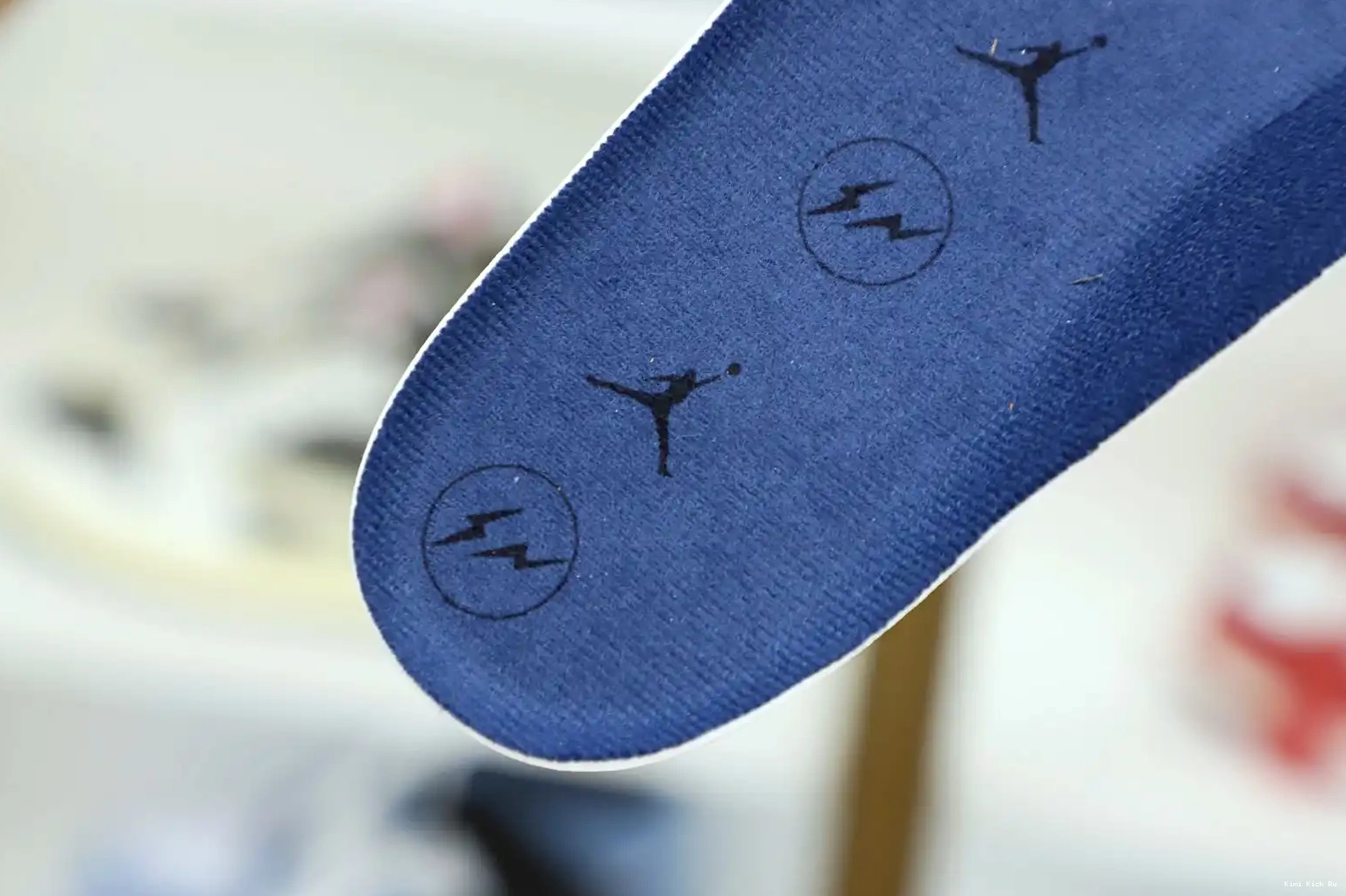 'WHITE' Kimikick RETRO DESIGN X FRAGMENT 3 AIR JORDAN SP 0708